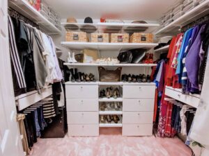 organized elfa walk-in closet