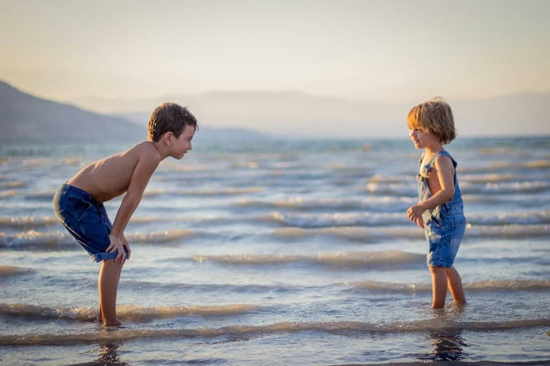 Vacations, Souvenirs & Photos, Oh My!