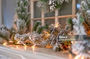 Home holiday decorating provided by holiday decorating company