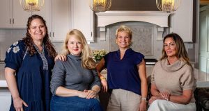 Team photo of highly rated professional organizers in St. Louis Missouri
